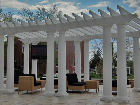 Choosing the diameter of a column is critical to the look of the pergola