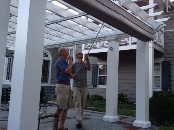 Freestanding pergola with TWO Retractable Shades©